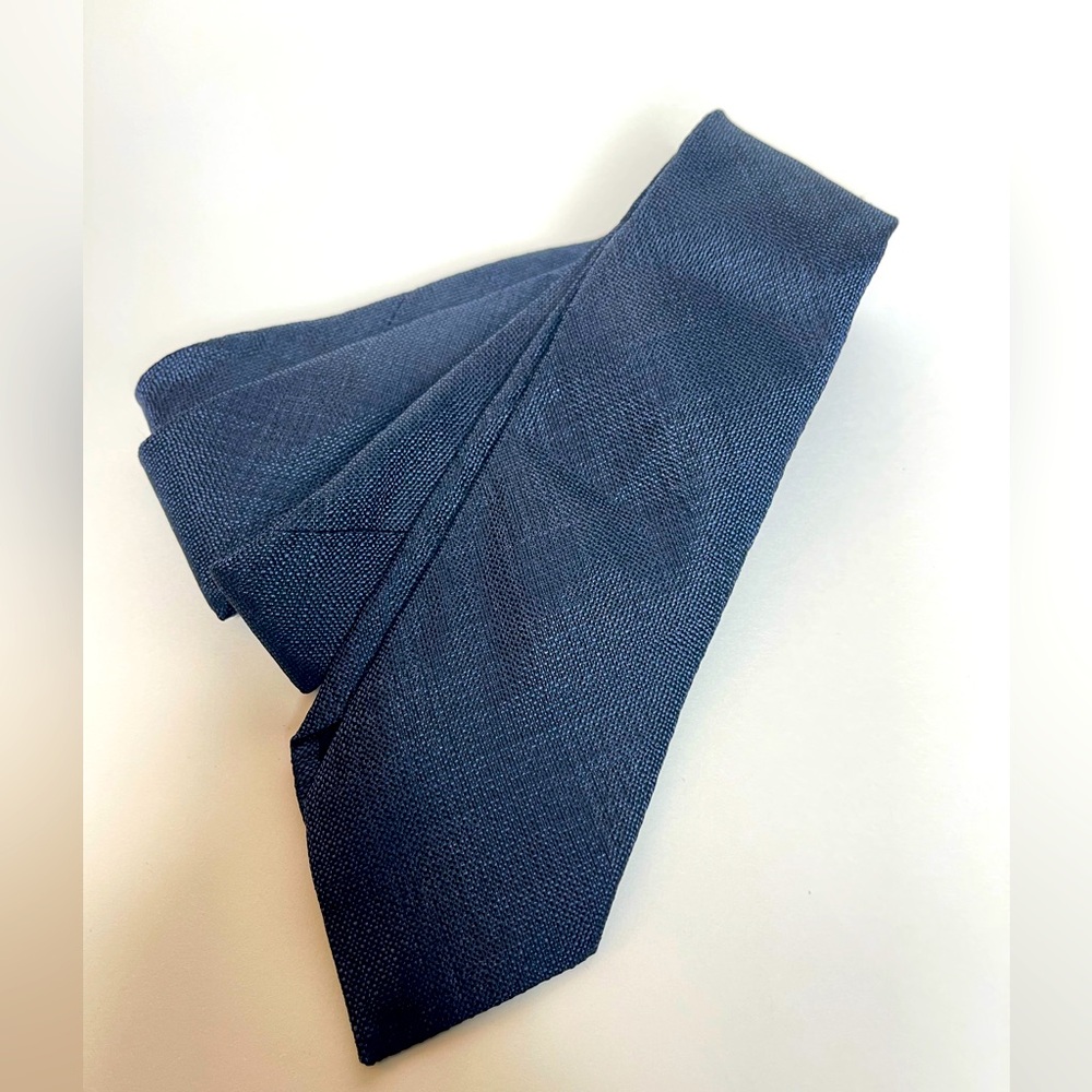 Burberry Navy Blue  Narrow Skinny Necktie